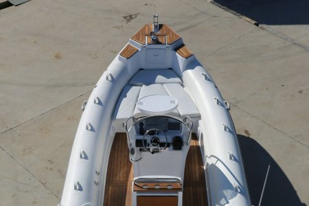 NAVISOUL760 Deluxe White overlook